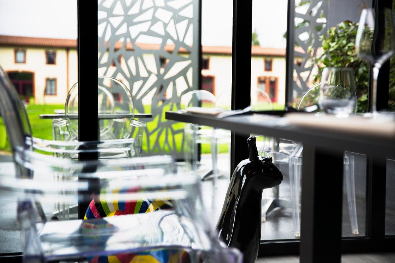 Le Domaine Des Lys Hotel Ancenis Buitenkant foto
