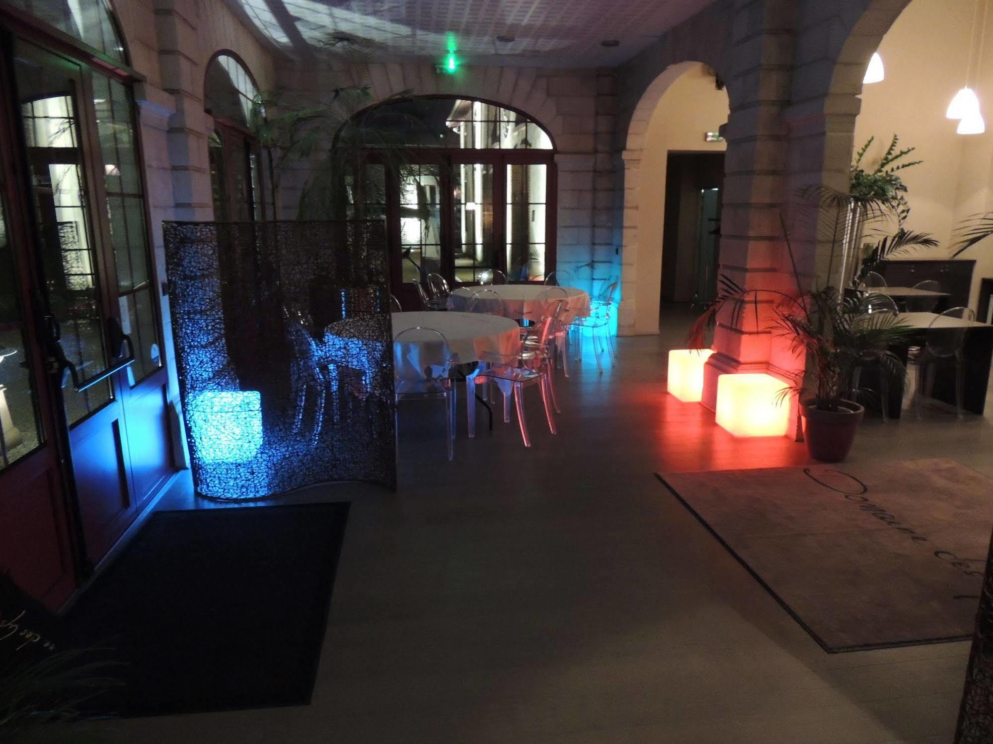 Le Domaine Des Lys Hotel Ancenis Buitenkant foto