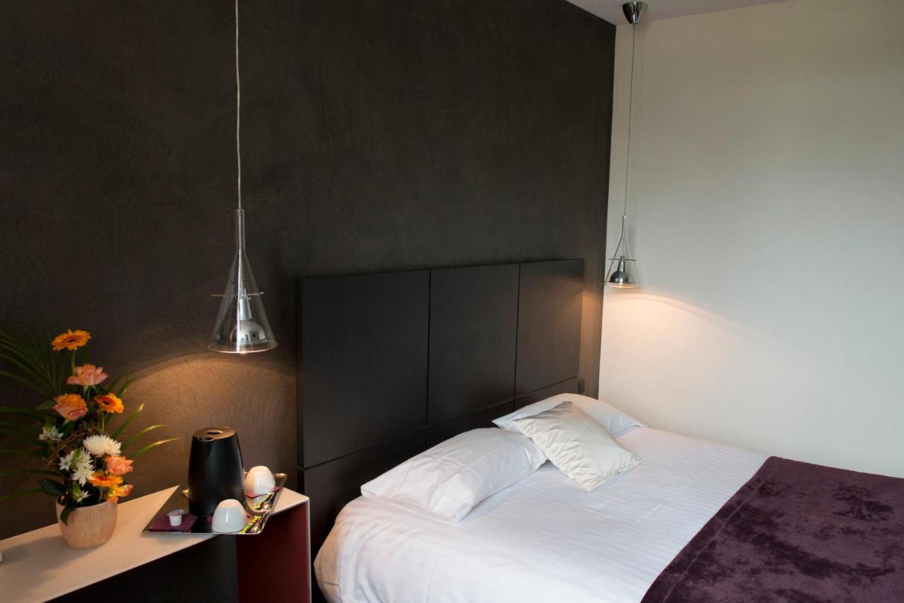 Le Domaine Des Lys Hotel Ancenis Buitenkant foto